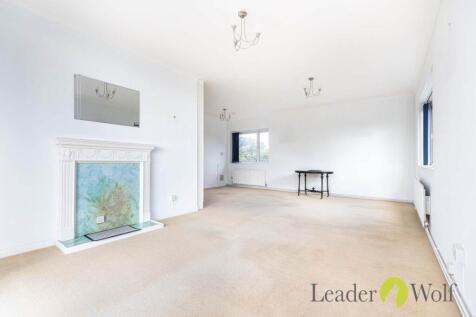 Dolphin Court, Westbourne, Bournemouth  photo 3