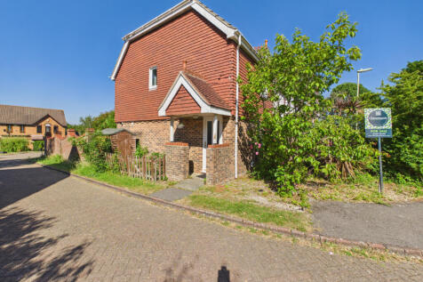 2 Bedroom End Terraced Home for Sale