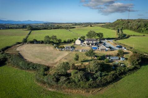 Exterior - Ty Mawr, Llanddona-3.jpg
