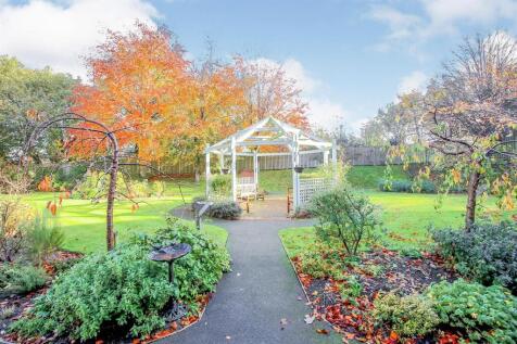 Communal Gardens.jpg