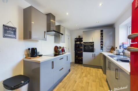 CAM03218G0-PR0081-STILL006