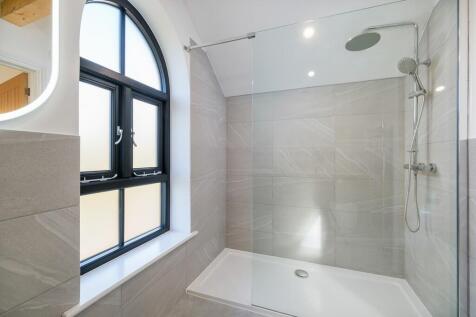 1440px-The Assemb...