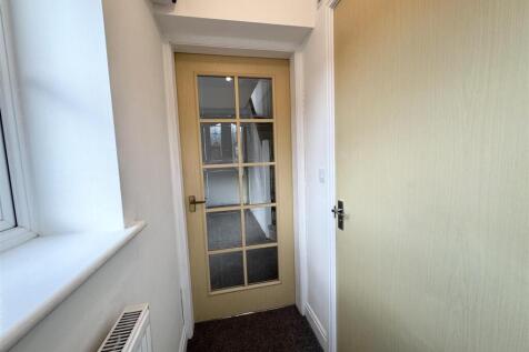 Baildon Way, Skelmanthorpe, Huddersfield, HD8 9GY photo 4
