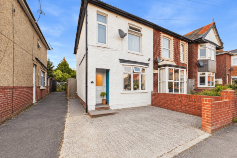 2 Bedroom Semi Detached House for Sale
