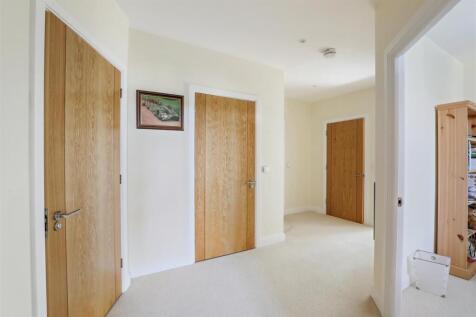 10-c1c1CT_MCSR_Flat 58 Watson Place_61 (1).JPG