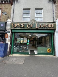 Shop for sale in a good location