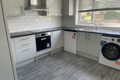 Kitchen 1.2.jpg