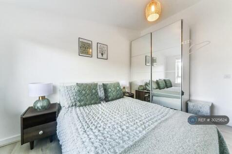 Nelson Grove Road, London, SW19 photo 4