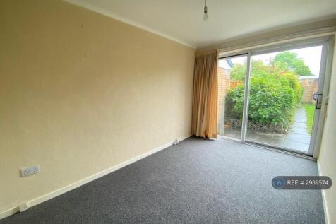 Greenfinch Road, Birmingham, B36 photo 3
