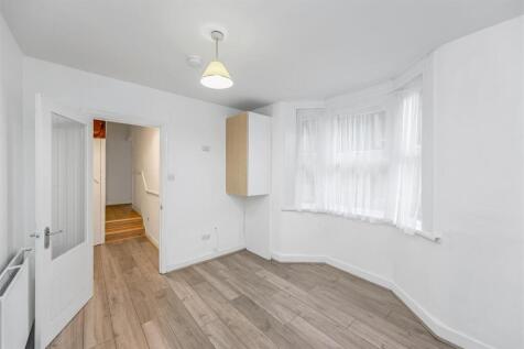 9 clarendon road GFF-10.jpg