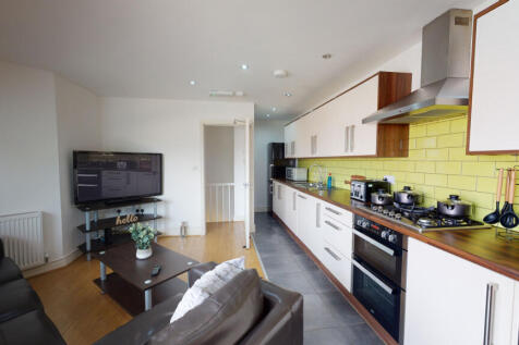 3-bed house on Smithdown Road, Liverpool, £1,755/mo