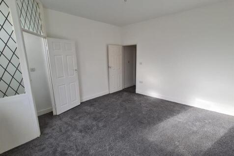 Briercliffe Road, Burnley photo 2