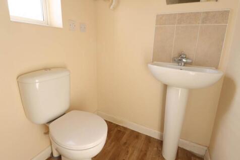 Mosquito Way, Hatfield, Herfordshire photo 3