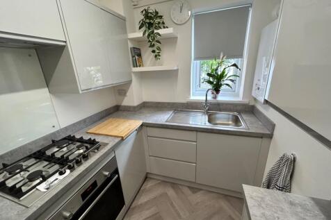 Leighswood Road, Walsall, West Midlands, WS9 photo 4