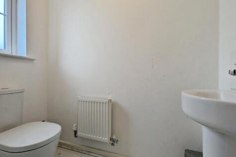 Flint Hill Way, Lees, Oldham, OL8 photo 4