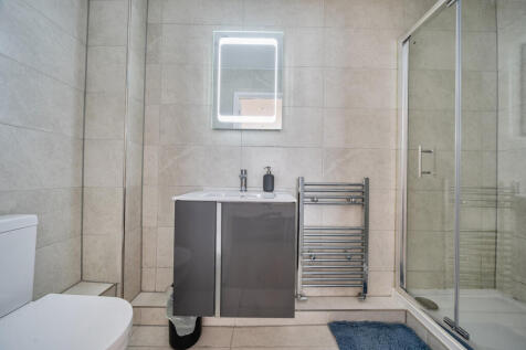 1300401-4-682f5b1...