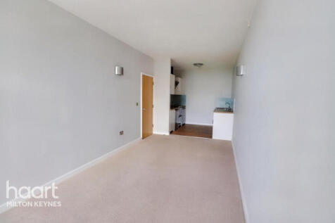 Silbury Boulevard, Central Milton Keynes photo 4