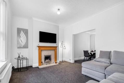 Barnoldswick, BB18 - property photo
