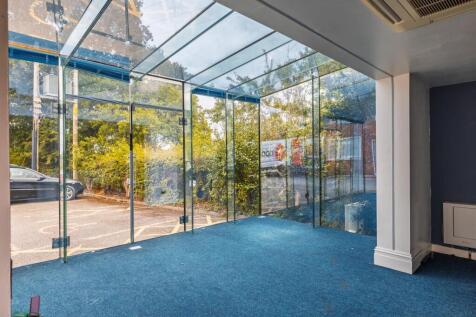 Oaktree Business Centre-91.jpg