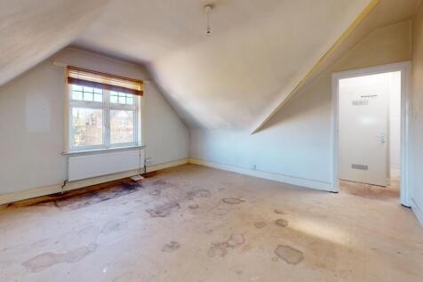 Second Floor Flat, 3 Park Road, Harlesden, London, NW10 8TB