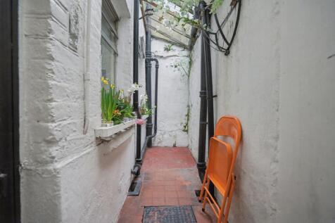 5 New Park Road, Brixton, London SW2 4DU