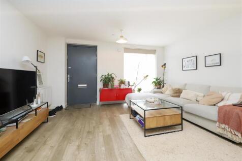Kitchen/living area