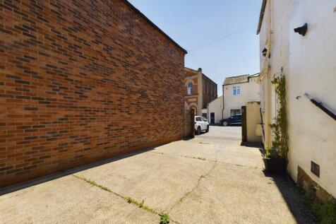 Rear Yard