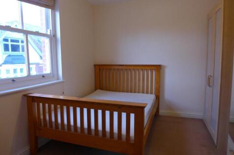 Coventry Street, 2c, Bed.JPG