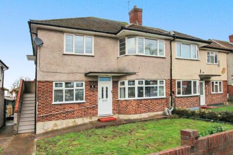 West Wickham, BR4 - property photo