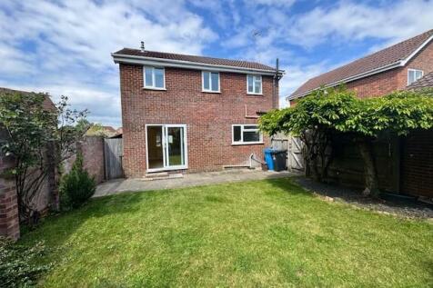 25 godmanston new pic garden.jpg