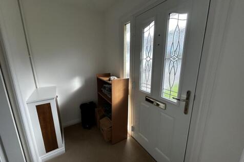 ENTRANCE PORCH