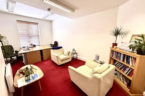 4A80C362-BF68-4F8...