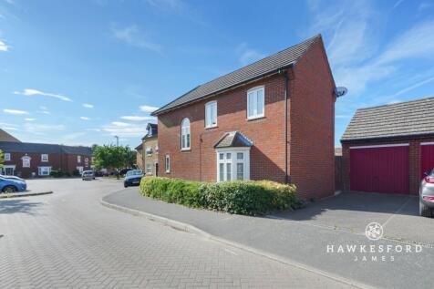 Monarch Drive, Sittingbourne - Garage &amp; driveway