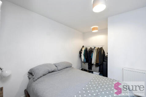 Ventnor Villas, 3...