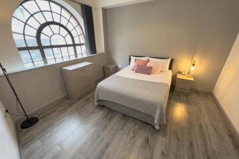 1,15 Hatton - New Be