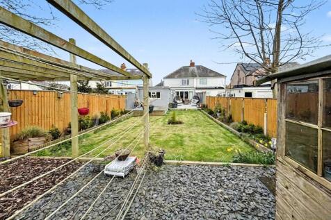 Garden 2.jpg