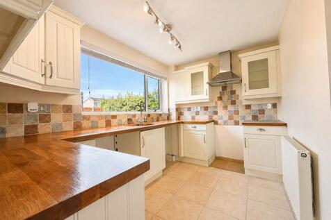 25 Alder Grove  photo 4