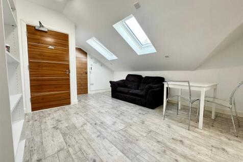 WhatsApp Image 2025-12-19 at 12.51.40 (3).jpeg