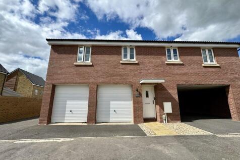 Yeovil, BA22 - property photo