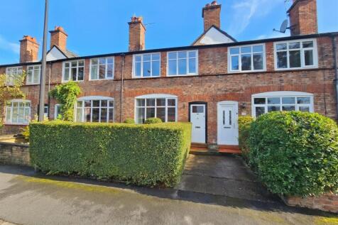 2-bed terraced on Lock Road, Altrincham, £1,500/mo