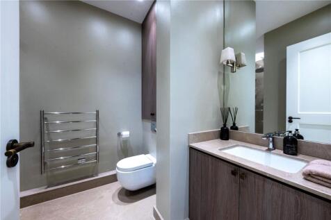 En Suite Shower Room