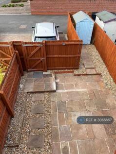Garden &amp; Parking