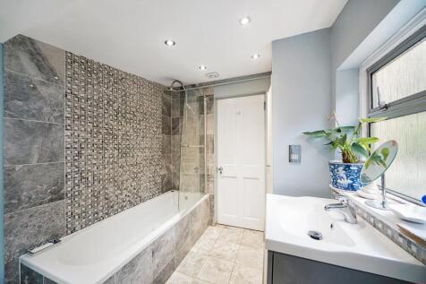 Bathroom combined W.C