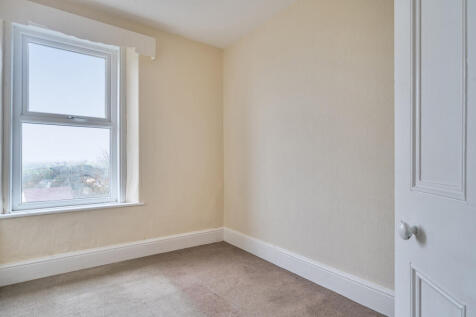 1382291-10-691751...