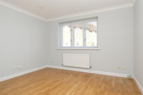 Station Road West, Canterbury, Kent, CT2 photo 5
