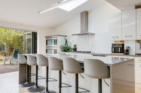 Churchfields 15-25.jpg