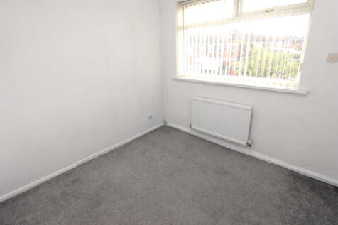 124, Moorside Street, Droylsden, M43 photo 4
