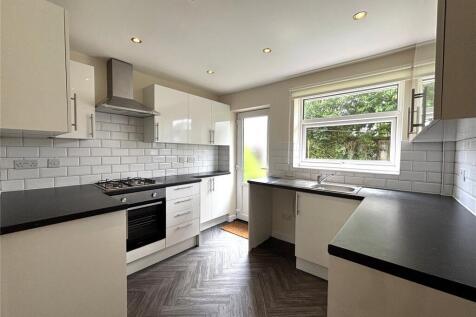 Claremont Road, Milnrow, Rochdale, OL16 photo 3