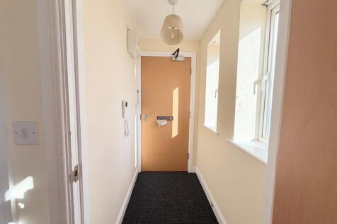 Rawsthorne Avenue, Manchester, M18 7GA photo 3