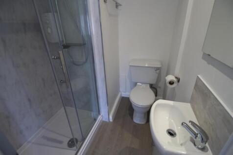 Shower room.JPG